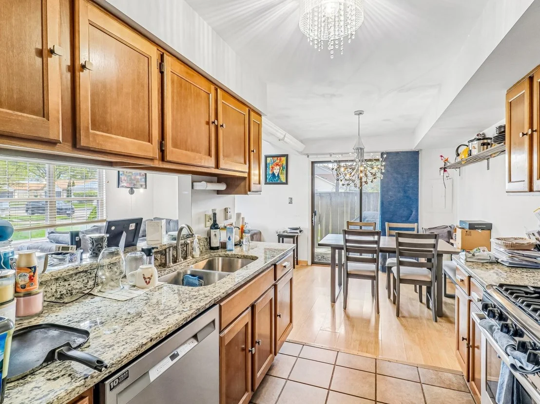 Photo of 281 Whitewood Drive