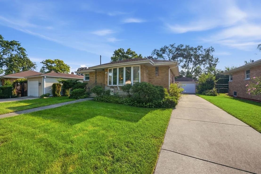 Photo of 9135 Cherry Avenue