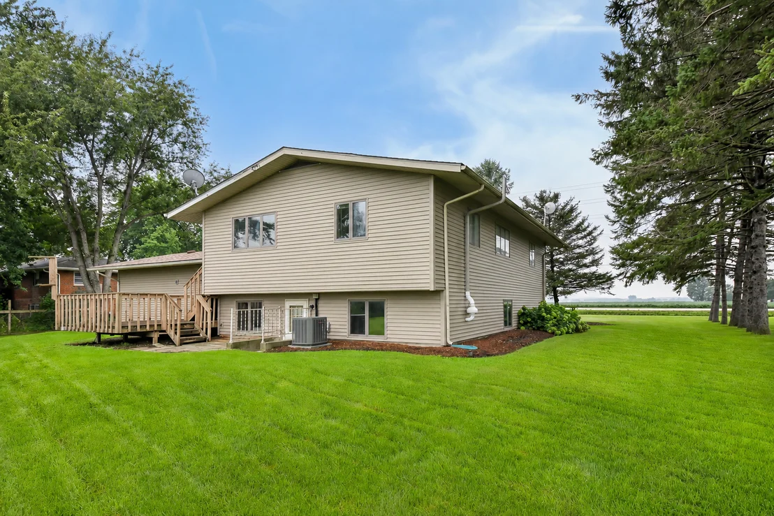 Photo of 2S557 Bliss Road