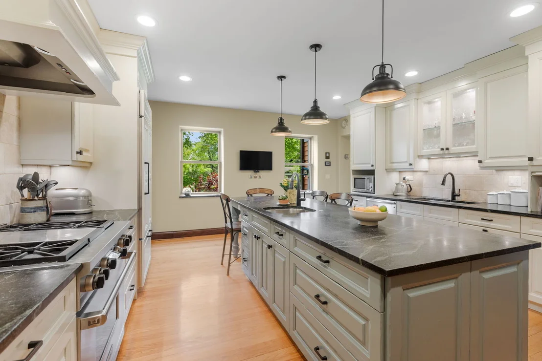 Photo of 1520 Telegraph Road