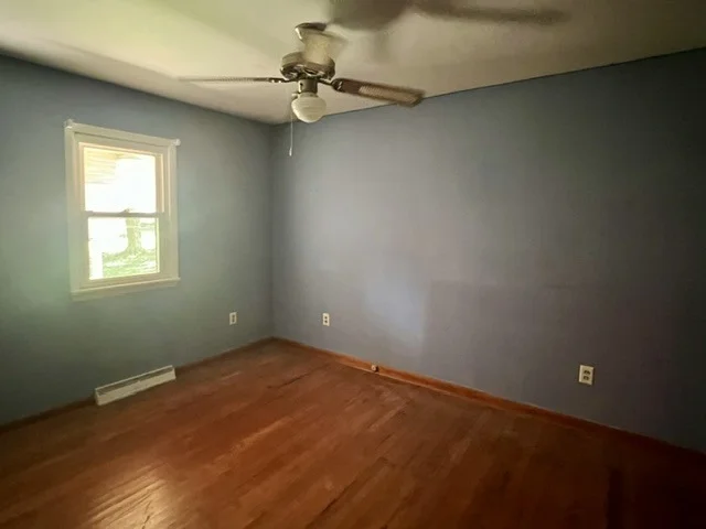 Photo of 311 E Van Buren Street
