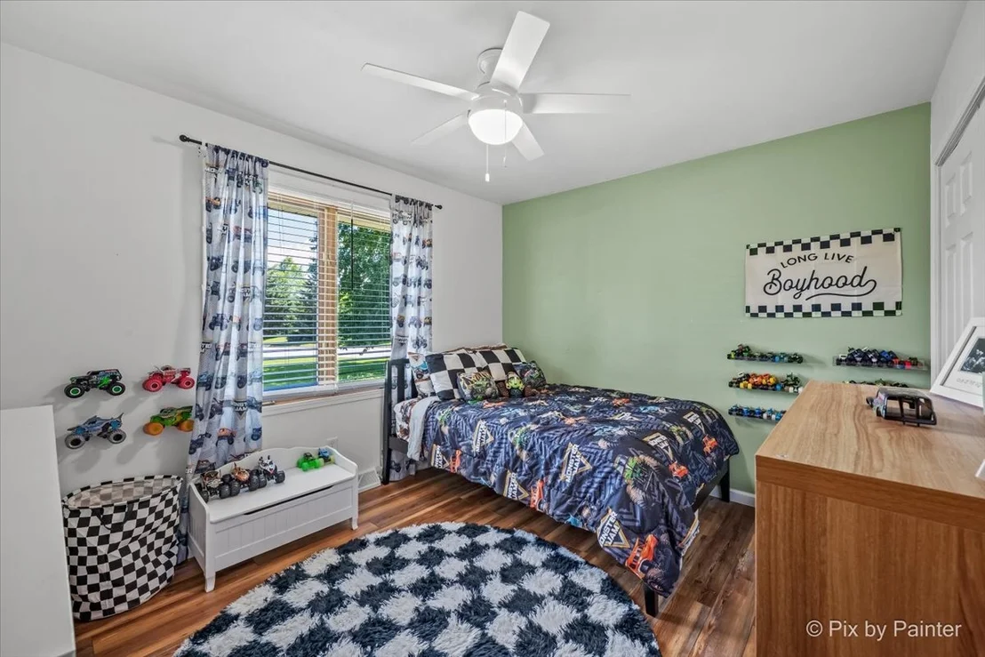 Photo of 7585 Derby Close