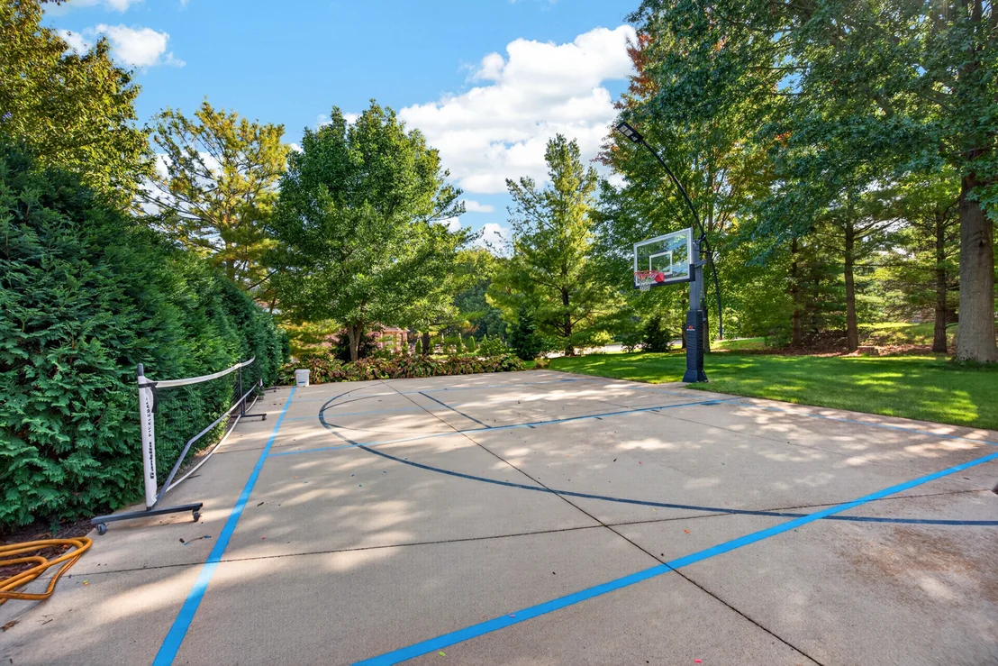 Photo of 9159 Deer Ridge Drive