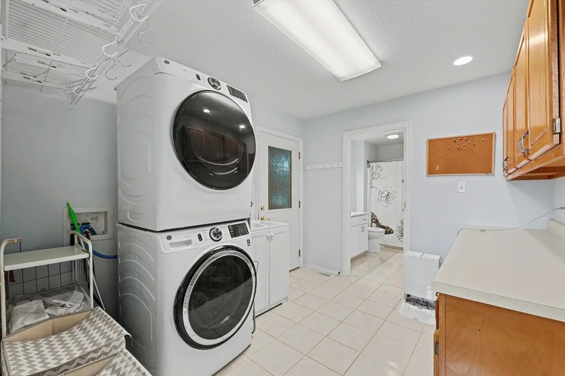 Photo of 1206 Cobblefield Road
