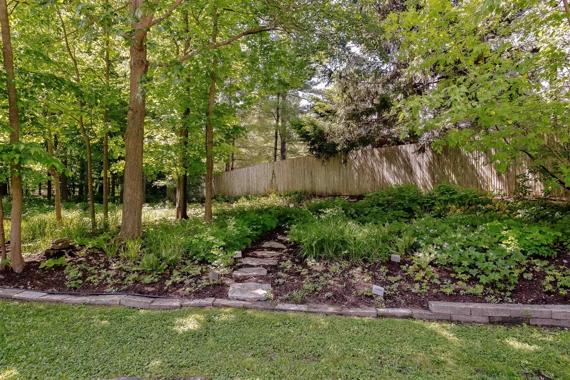 Photo of 151 Maple Avenue