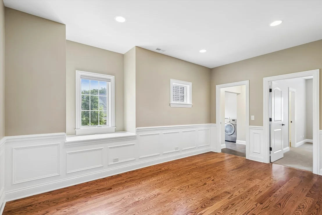 Photo of 639 N Wright Street