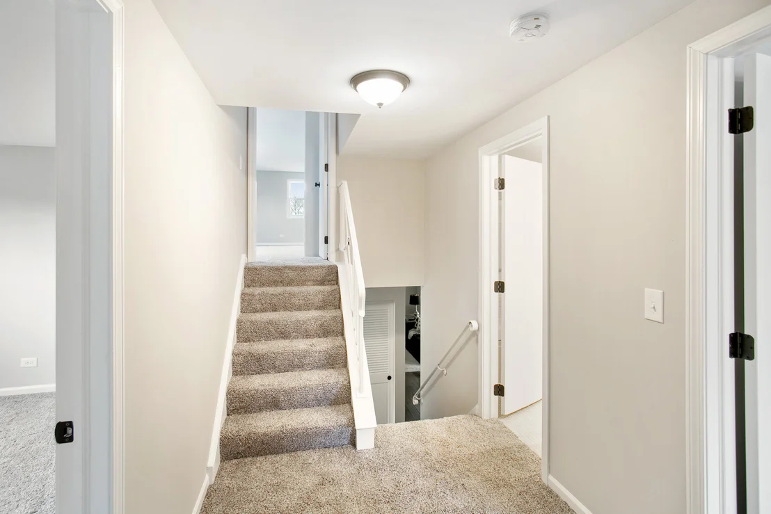 Photo of 891 Stonebridge Lane