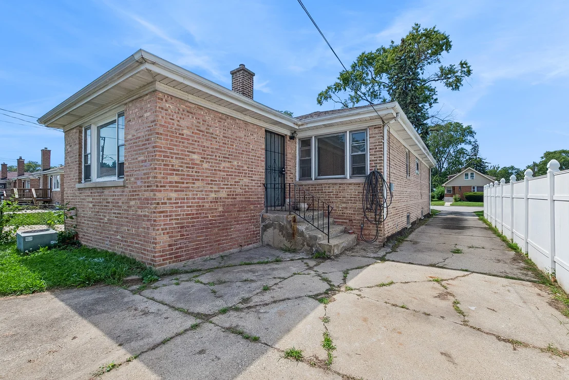 Photo of 1029 Eastern Avenue