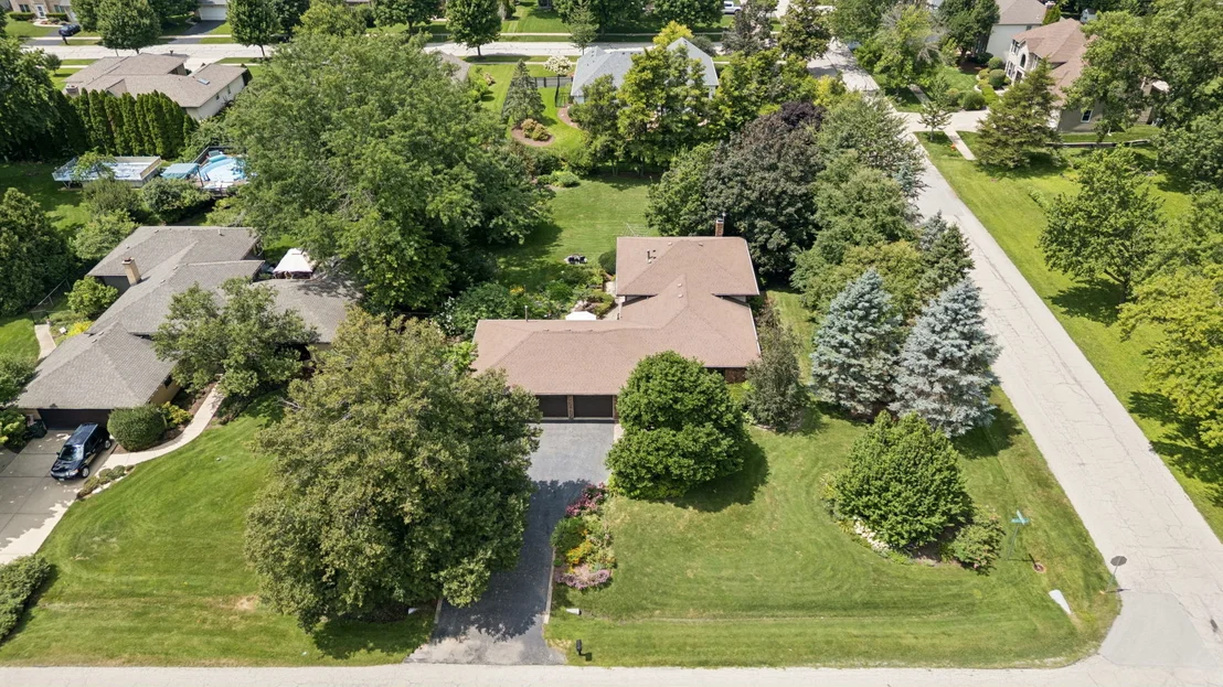 Photo of 11S634 Mcgrath Lane