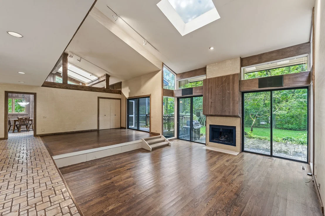 Photo of 560 Thornmeadow Road