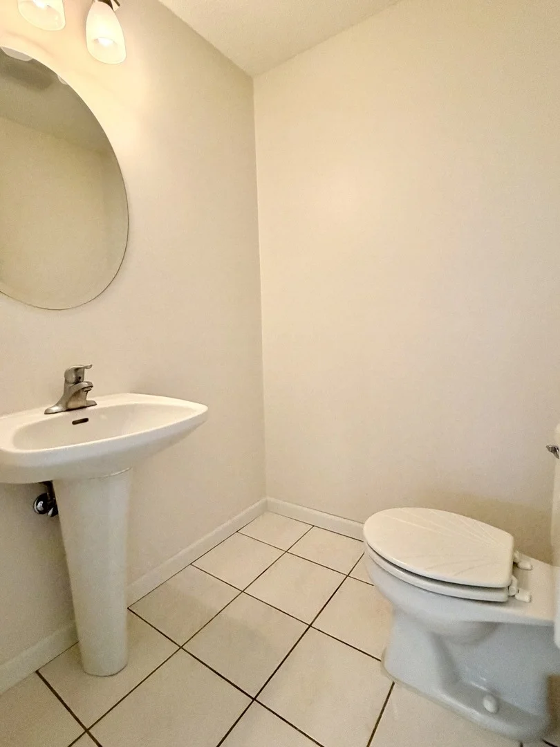Photo of 2202 Meadows Drive