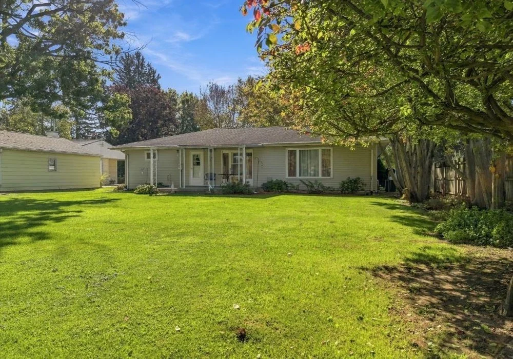 Photo of 408 Sunset Lane