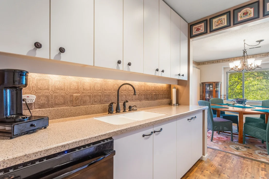 Photo of Unit 2104 at 2104 Harbortown Circle