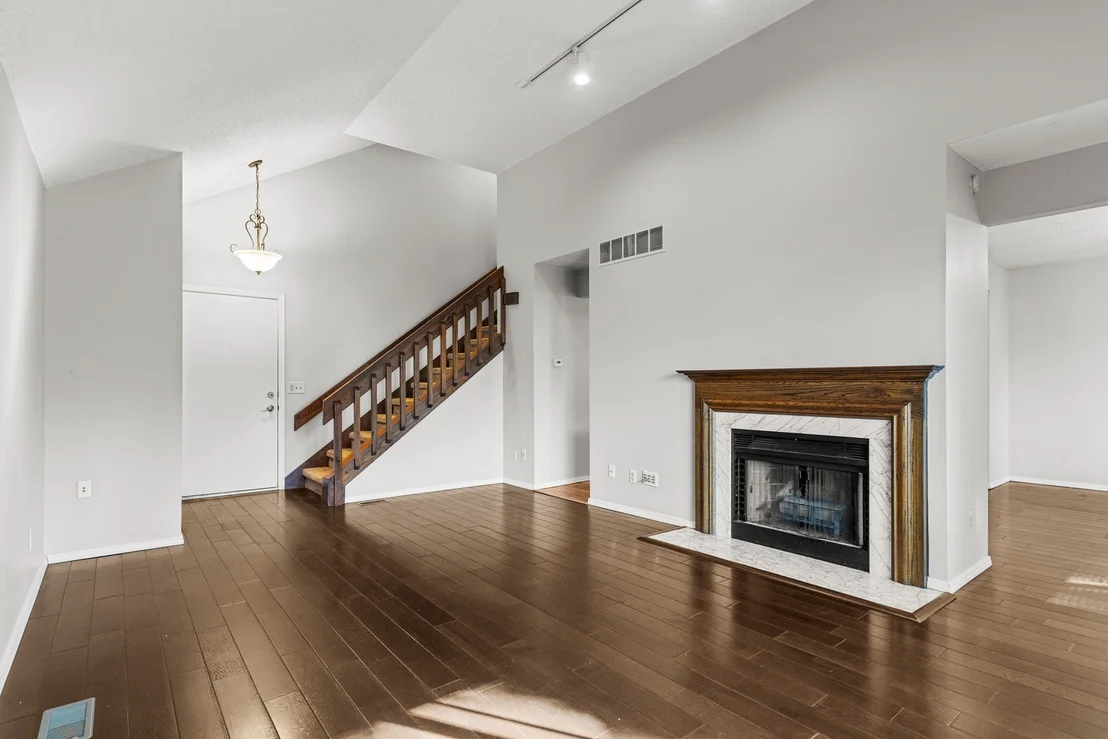 Photo of 726 Higgins Road