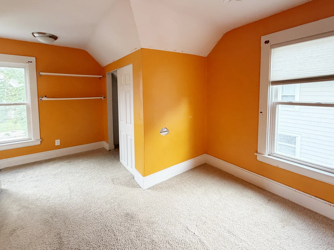Photo of 26 Monroe Avenue