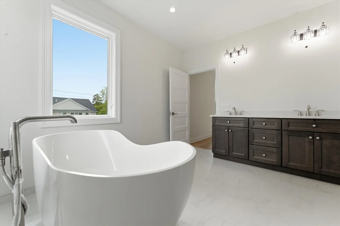 Photo of 901 Elmdale Road