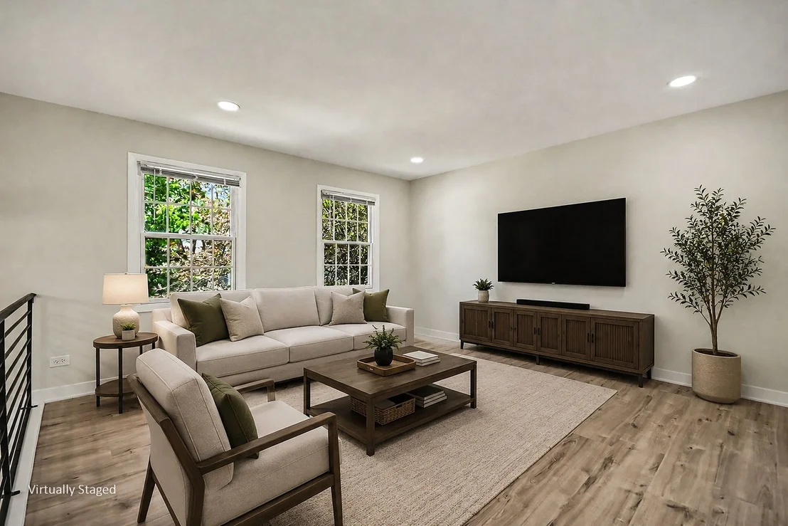 Photo of 1312 W Oakmont Road