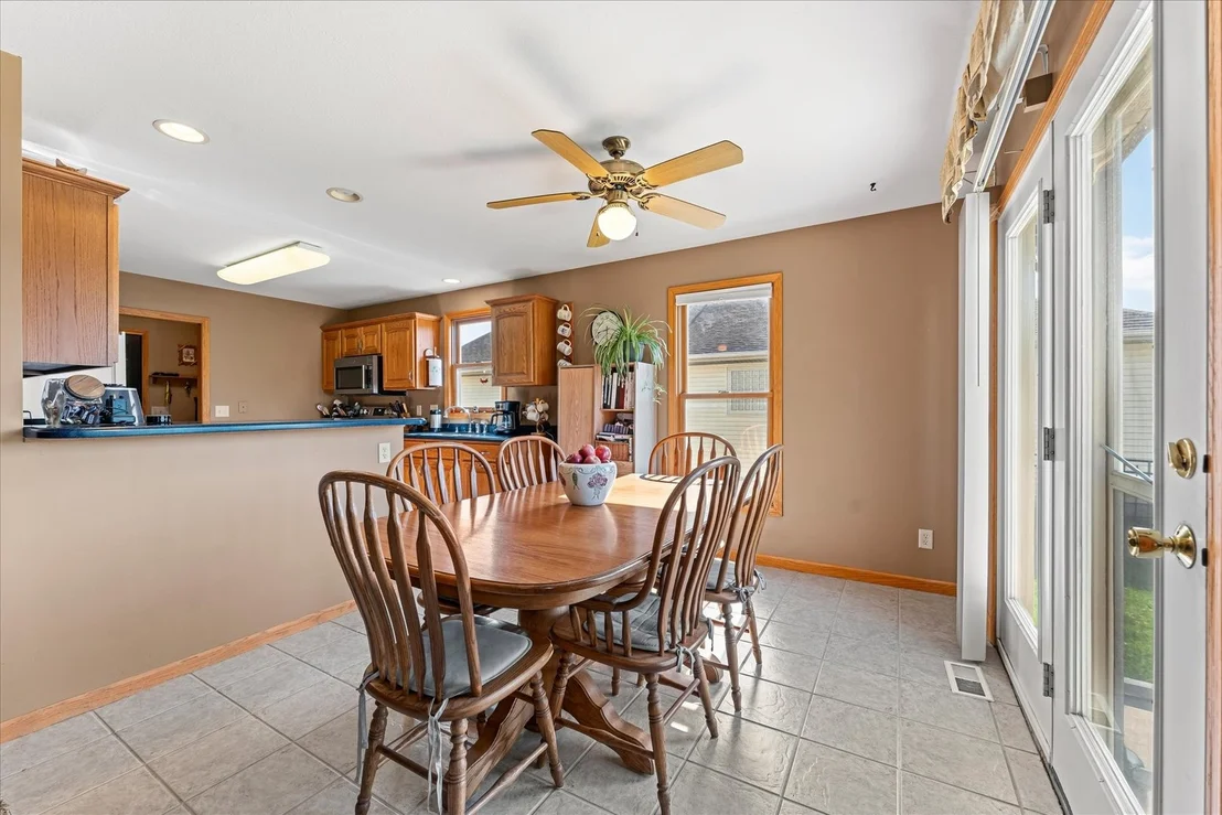 Photo of 507 Deerpath Drive