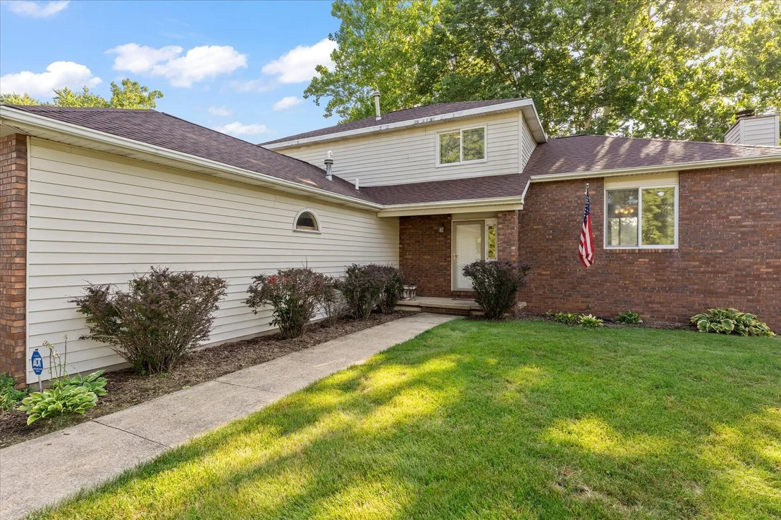 Photo of 1708 Oak Park Drive
