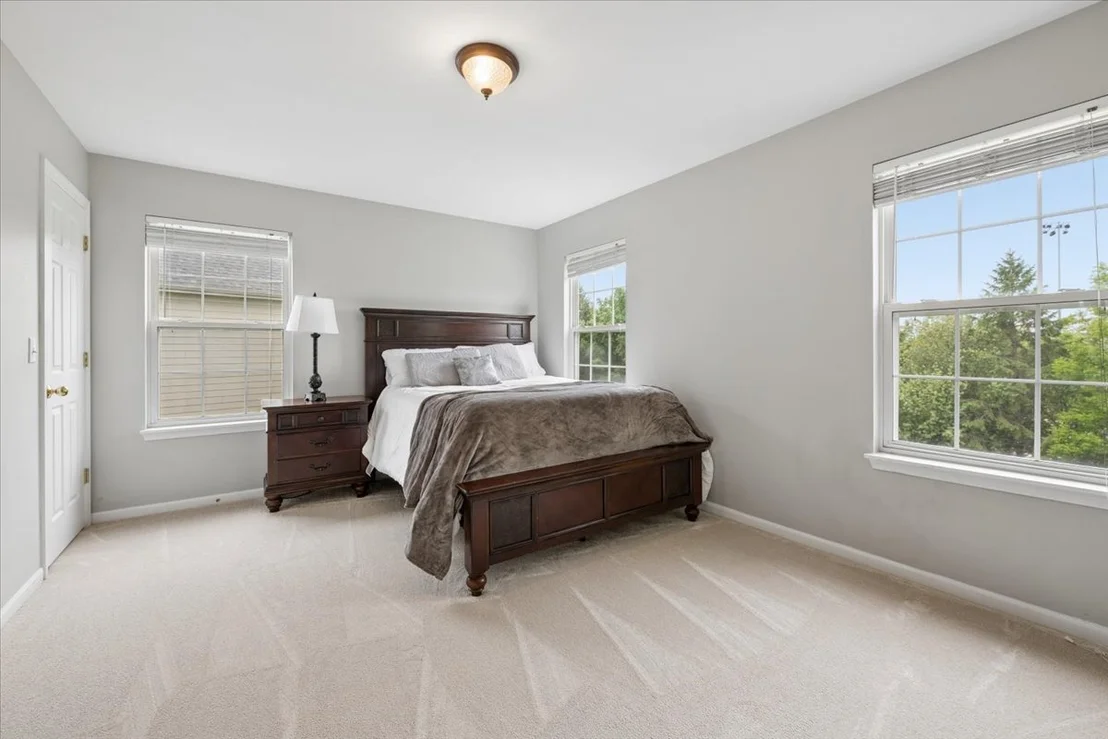 Photo of 5423 SWAN Circle