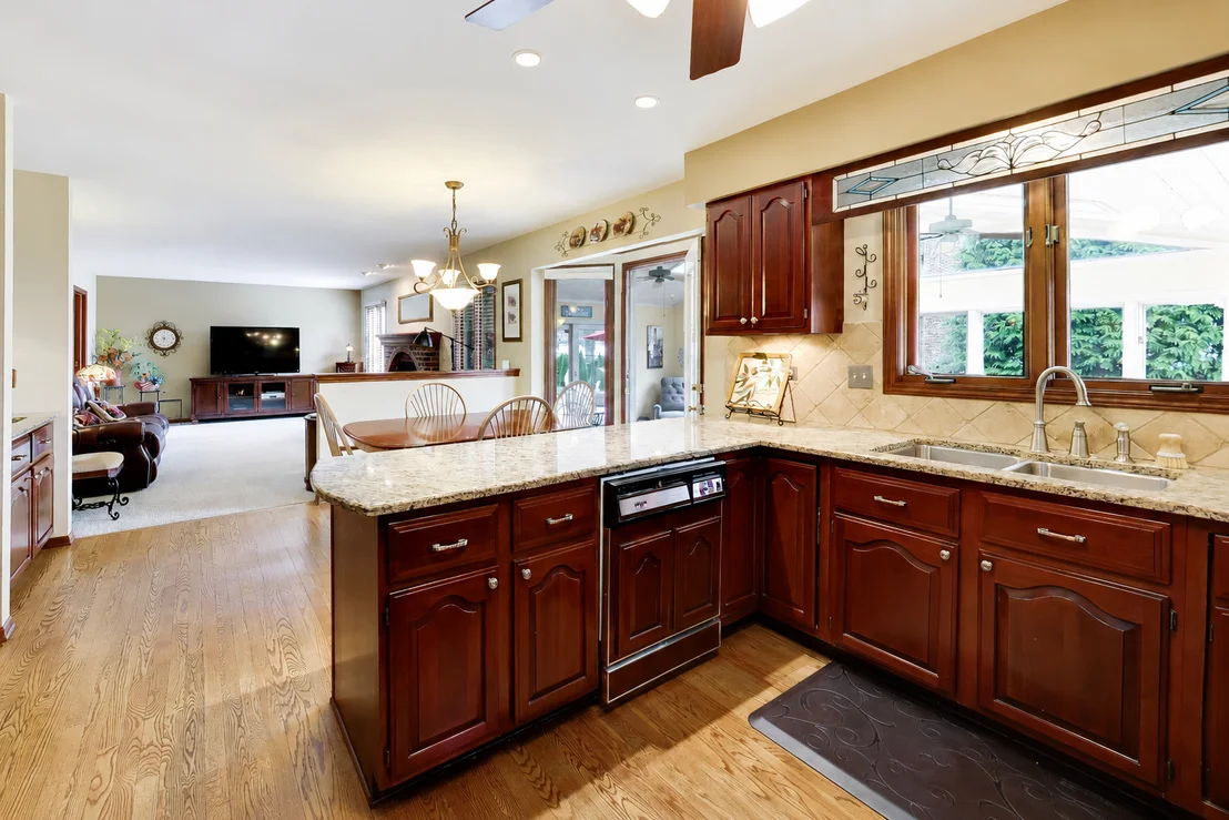 Photo of 1265 N Scarlet Drive
