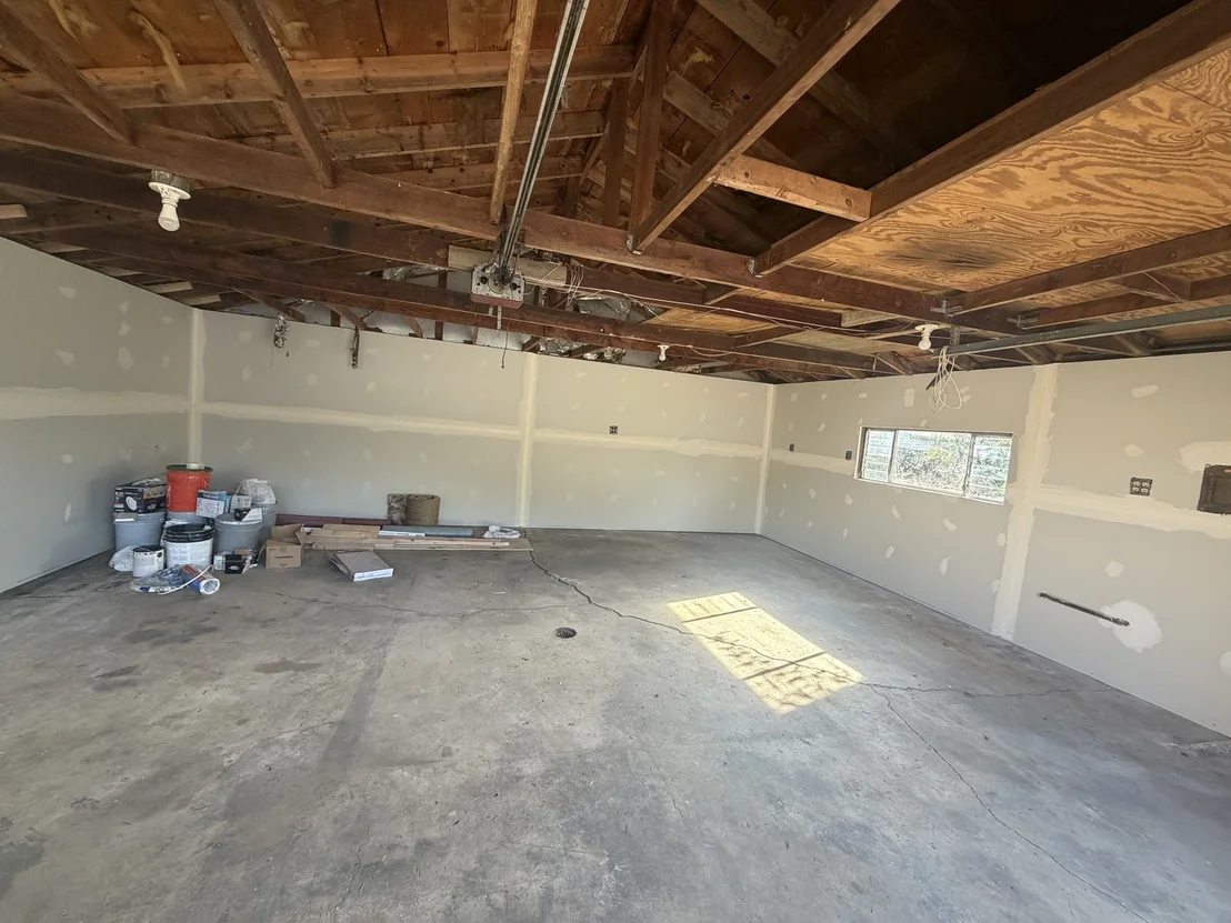 Photo of 547 Redwood Road
