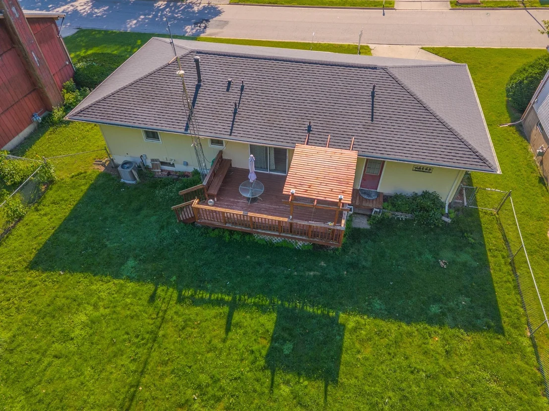 Photo of 703 Lara Road