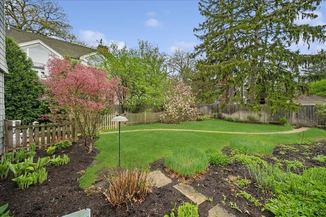 Photo of 1105 Elm Street