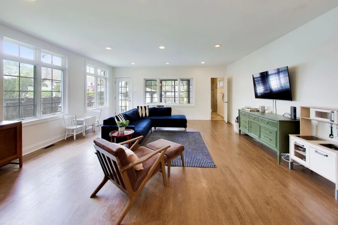 Photo of 1636 Forest Avenue