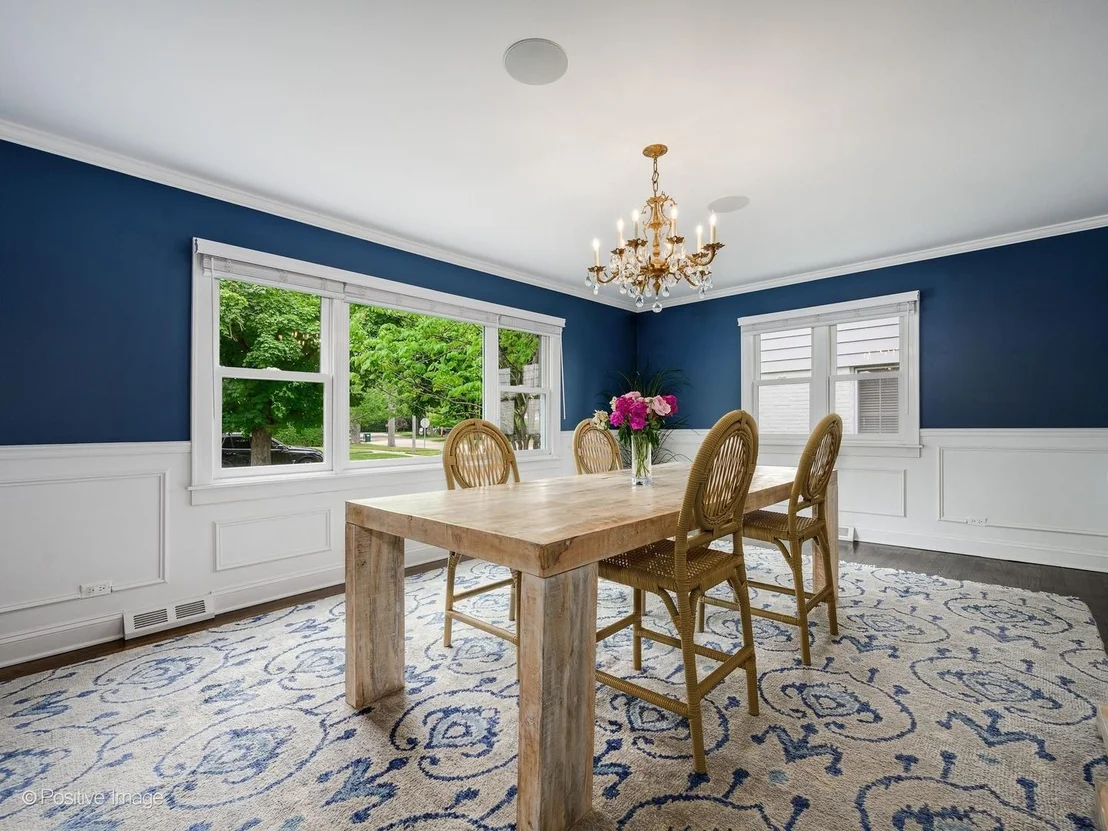 Photo of 153 Riverside Drive