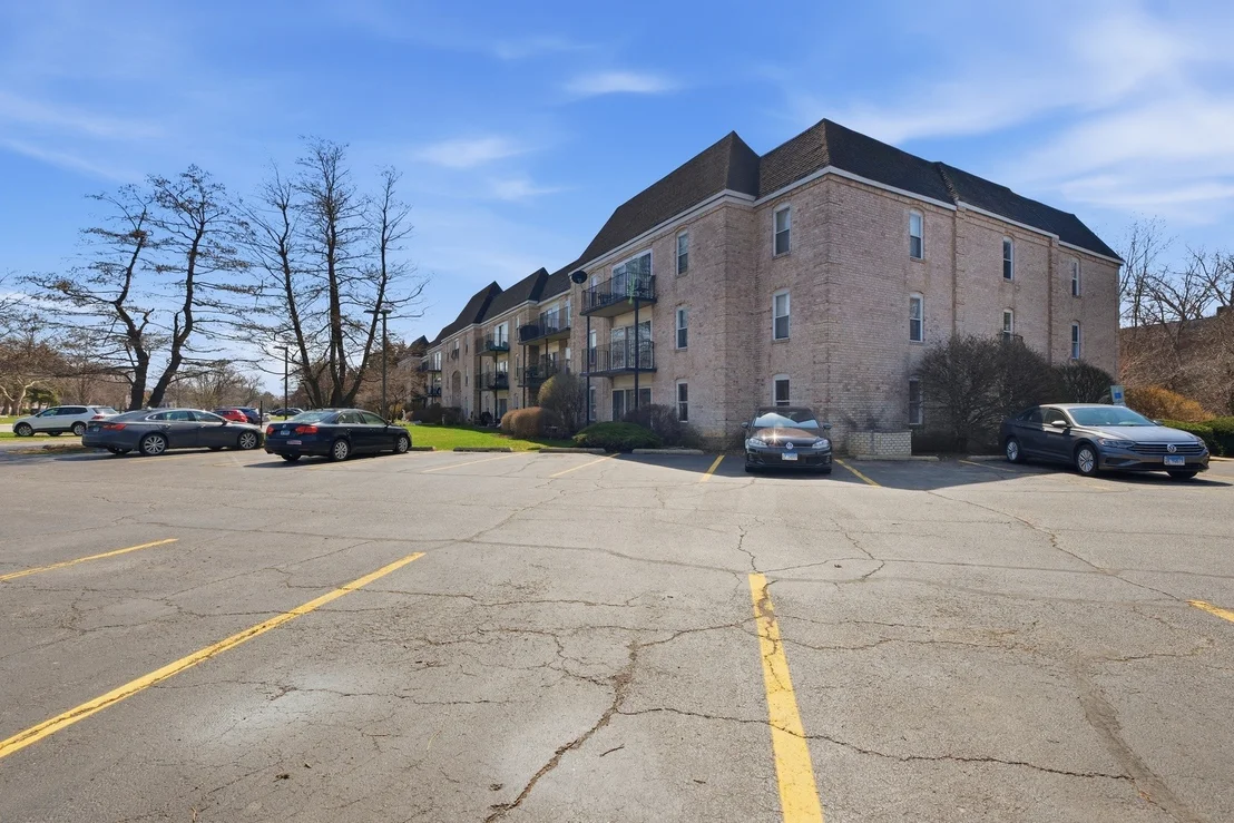 Photo of Unit 116 at 5001 Carriage Way Drive