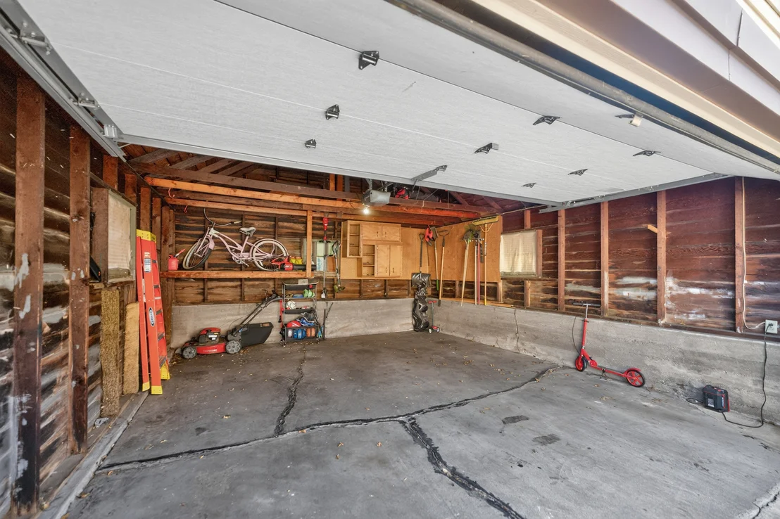 Photo of 623 Robert Avenue