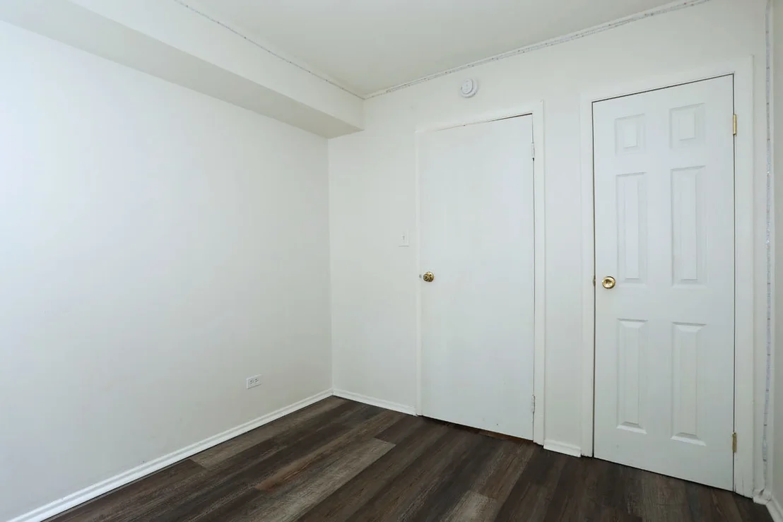 Photo of 240 Grissom Lane