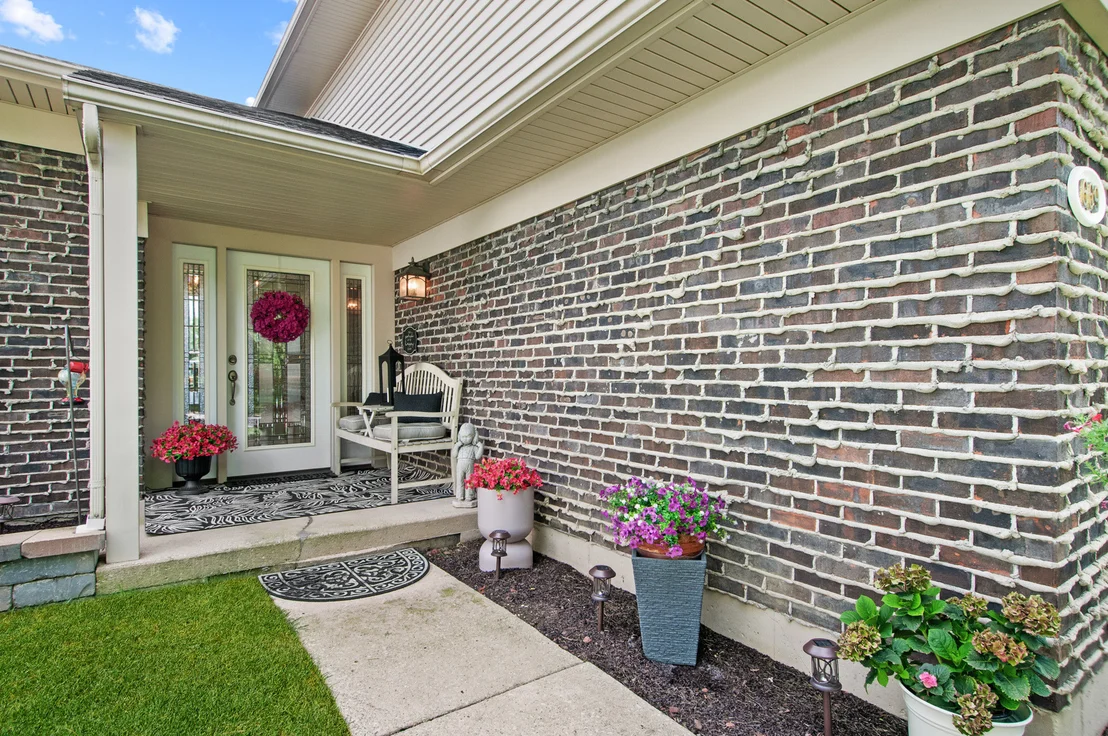 Photo of 669 Kensington Way