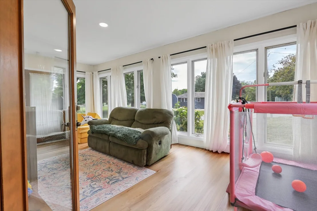 Photo of 314 Oak Drive