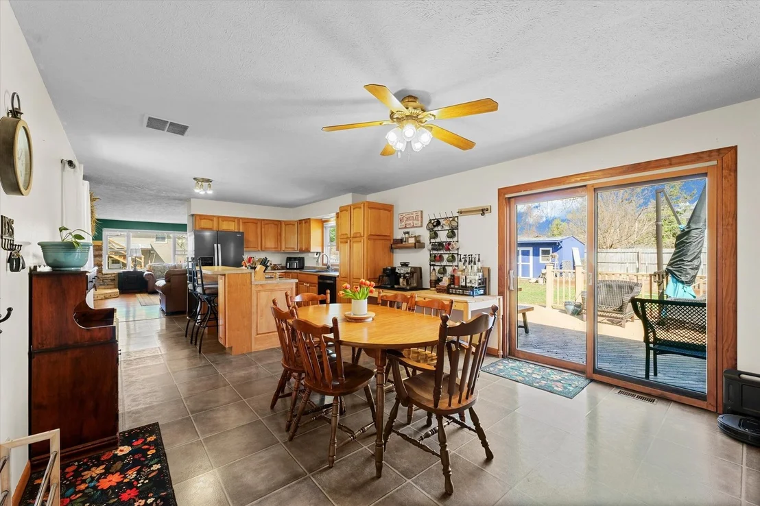 Photo of 207 Timberview Drive