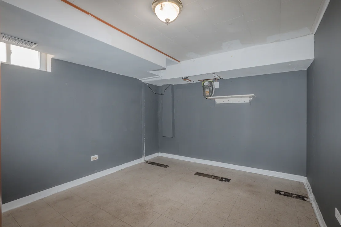 Photo of 4021 W 82nd Place