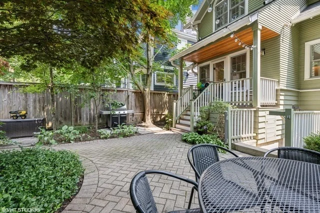 Photo of 302 Walnut Street