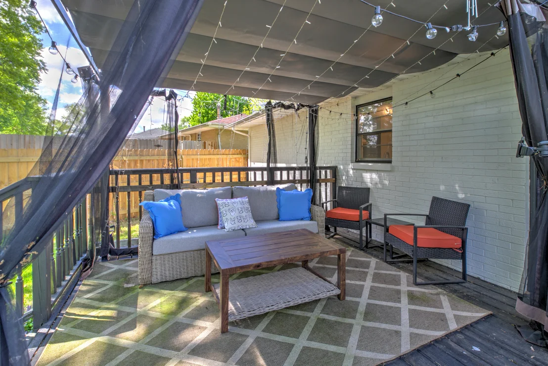 Photo of 1402 HILLTOP Drive