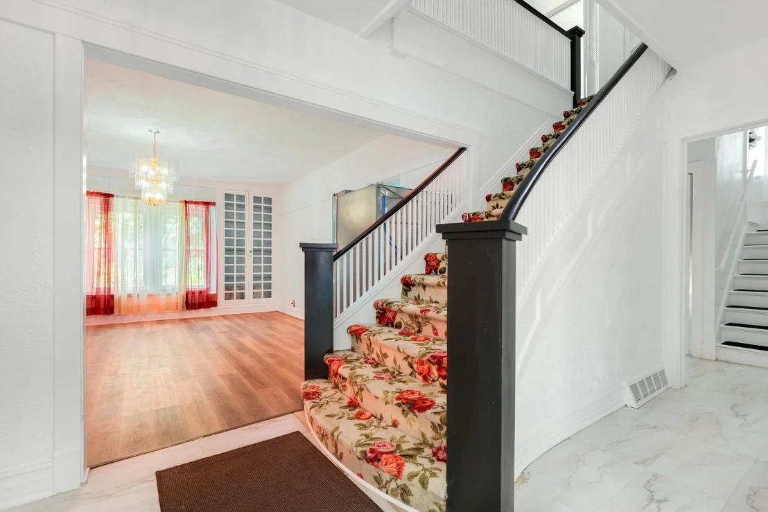 Photo of 1506 Hawthorne Drive
