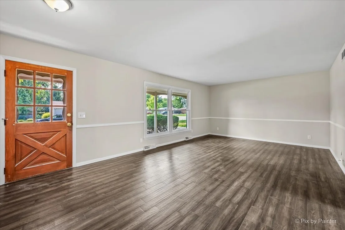 Photo of 136 Scott Drive