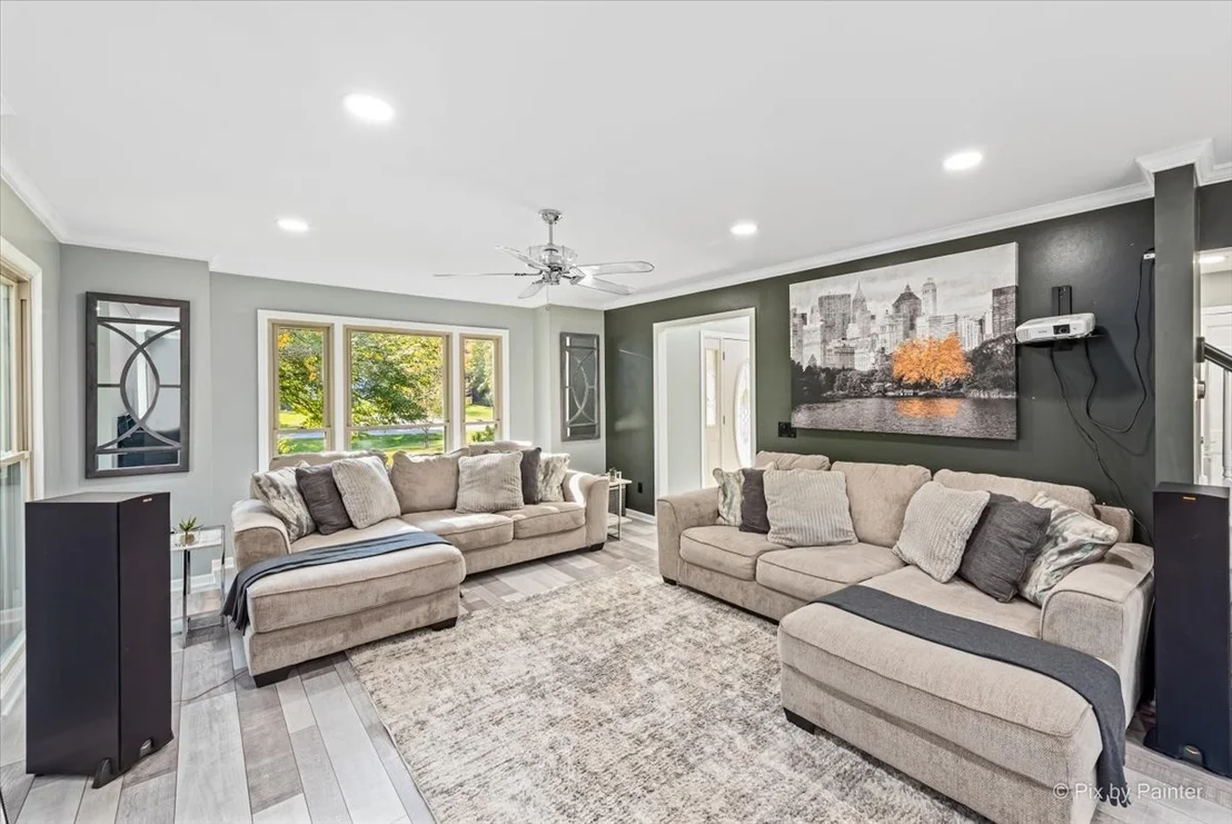 Photo of 7 Crestview Drive