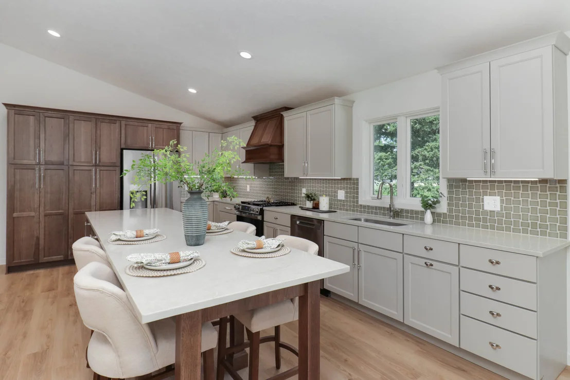 Photo of 802 Karin Drive