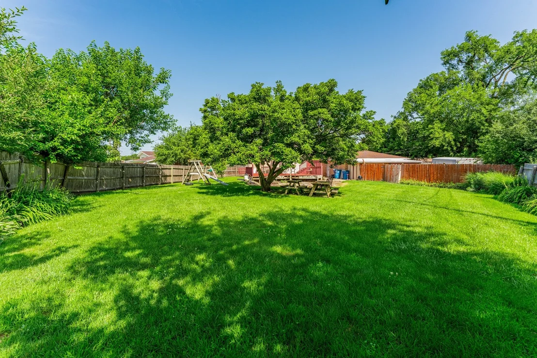Photo of 433 E Cherry Hill Drive
