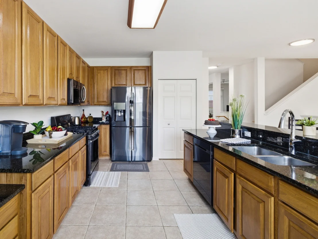 Photo of 490 Dolton Lane
