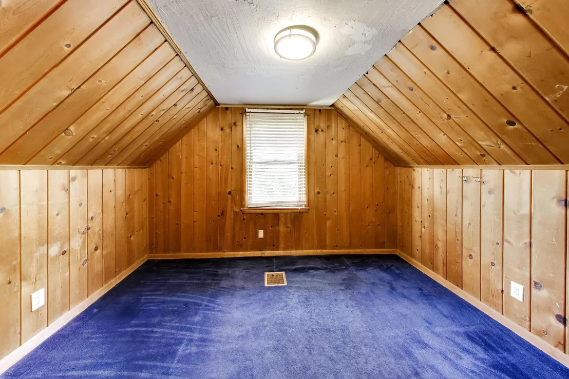Photo of 17558 Community Street
