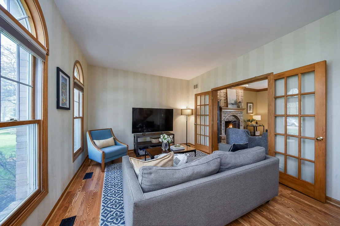 Photo of 635 Samantha Circle
