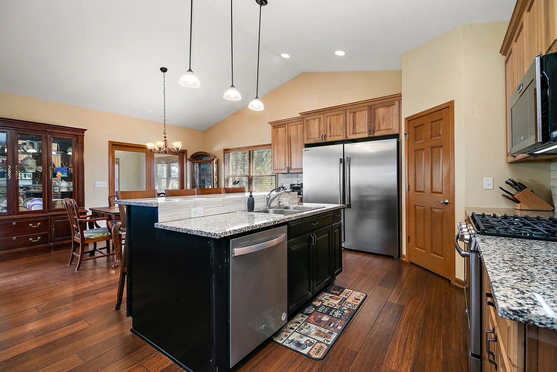 Photo of 6011 Park View Drive