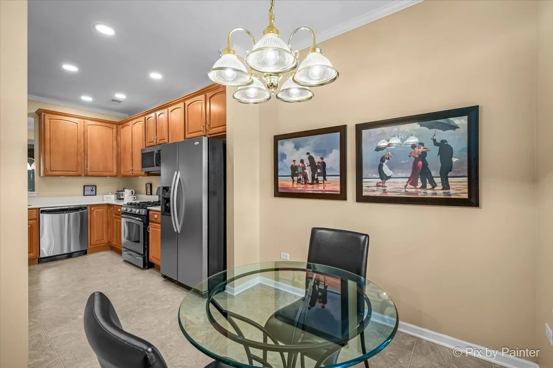 Photo of 2892 Edgewater Drive