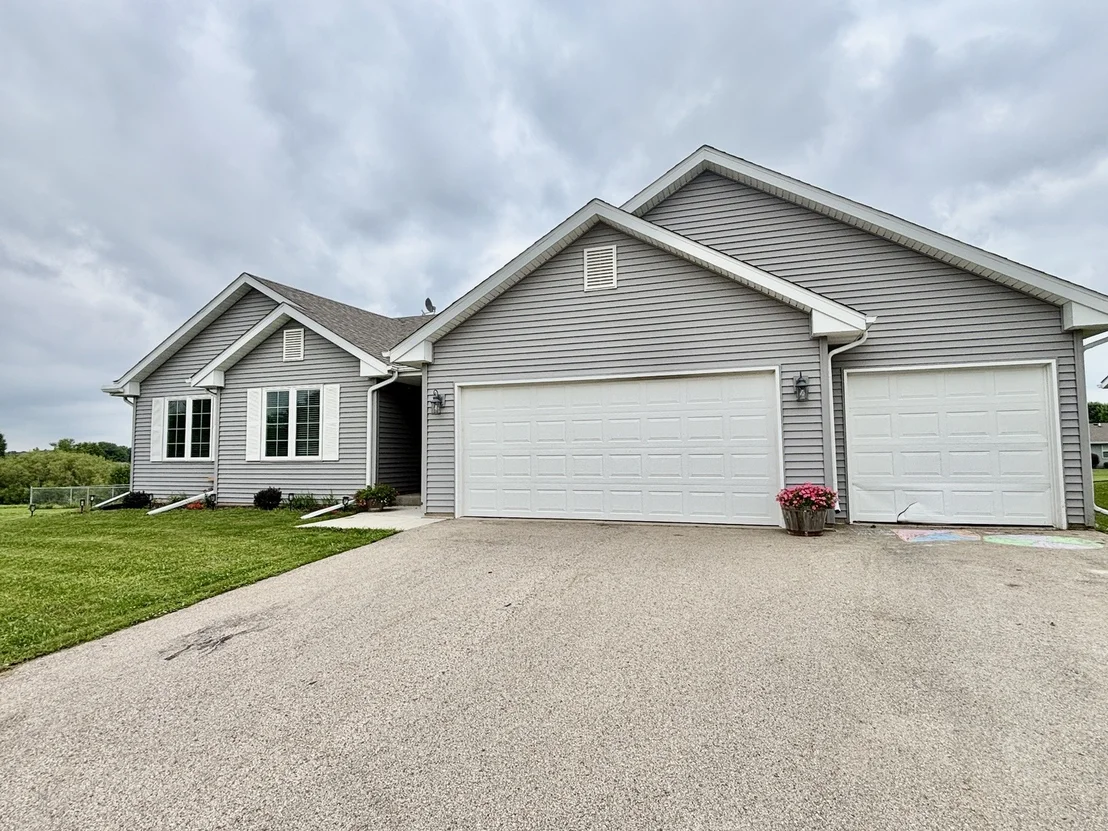 Photo of 205 Sundance Trail